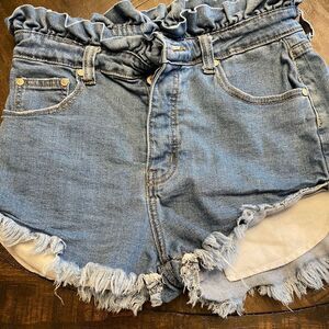 Paper-bag Waist Distressed Denim Short Junior 11